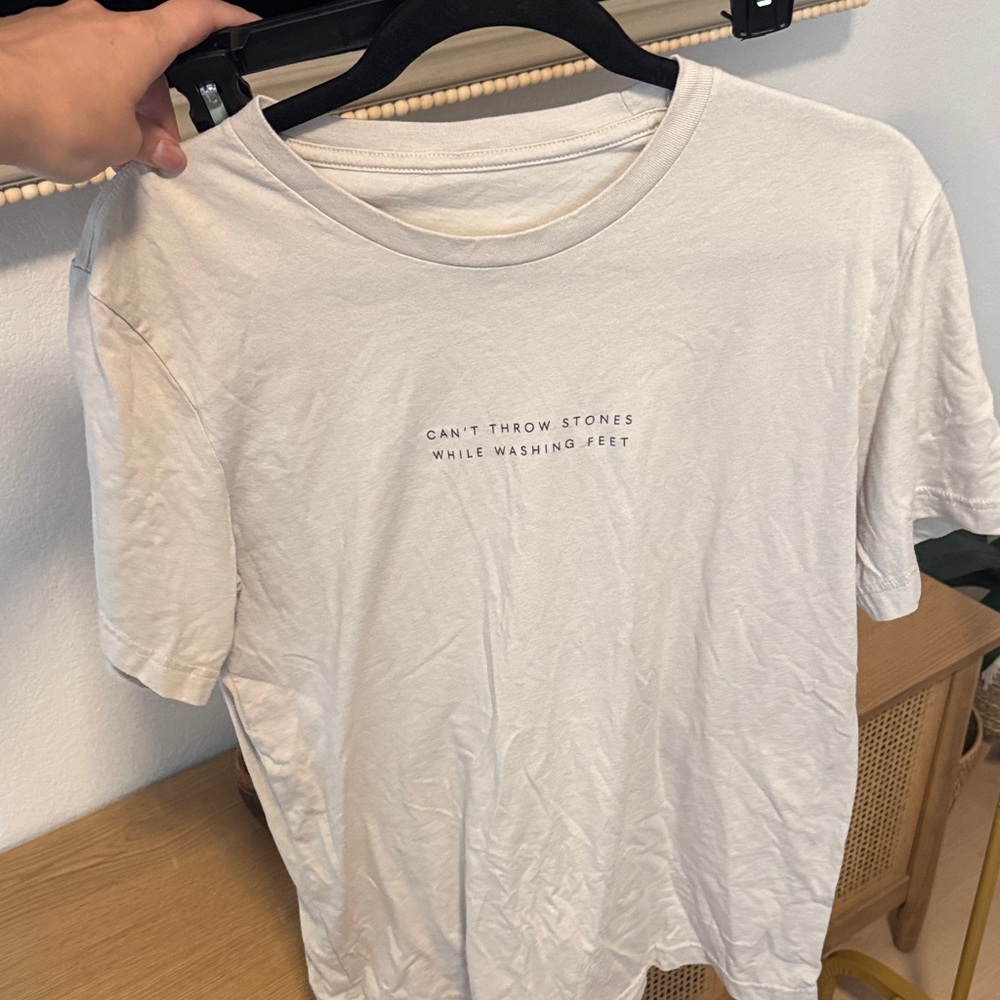 Casual White Graphic Women's Tee